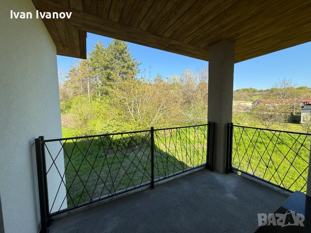 Нова двуетажна къща с панорама в с. Козаново , снимка 6 - Къщи - 54375285