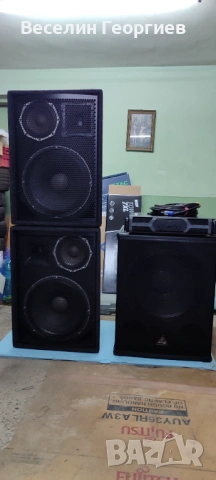 озвучителна система OBERTON T53C; BEHRINGER B1800XP