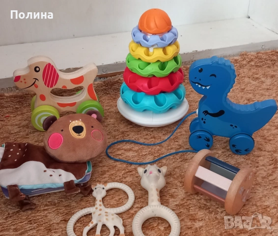 Жирафчето Софи и дървени играчки