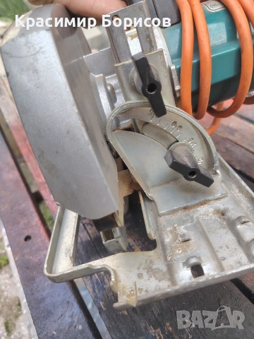 ръчен циркуляр Black&decker , снимка 4 - Други инструменти - 54211586