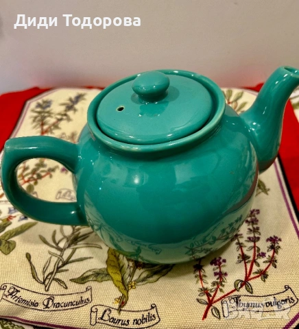 Керамичен чайник