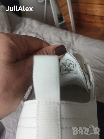 Дамски бели маратонки Armani, снимка 2 - Маратонки - 54182087