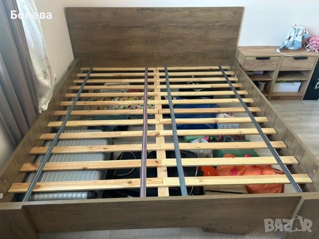 Спалня 180*200 см, снимка 2 - Спални и легла - 54330423