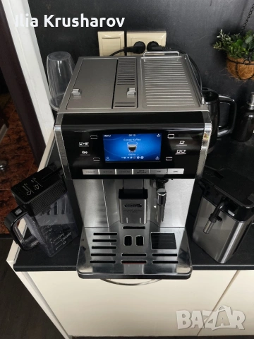 Кафемашина Delonghi Primadonna Exclusive ESAM6900, снимка 2 - Кафемашини - 54640424