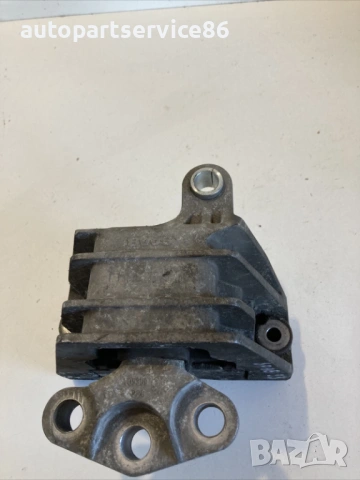 Двигателна опора за Saab 9-3 1.9 TiD (2008) V05369 , снимка 2 - Части - 54300433