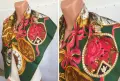 Nina Ricci Голям Дамски Шал от 100% Коприна Оригинален Нина Ричи Зелен Цветя Парфюми, снимка 12