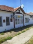 Продавам къща с пет стаи и три бани със нов покрив санирана вътре и от вън, снимка 1
