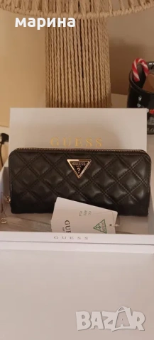 ново оригинално Guess