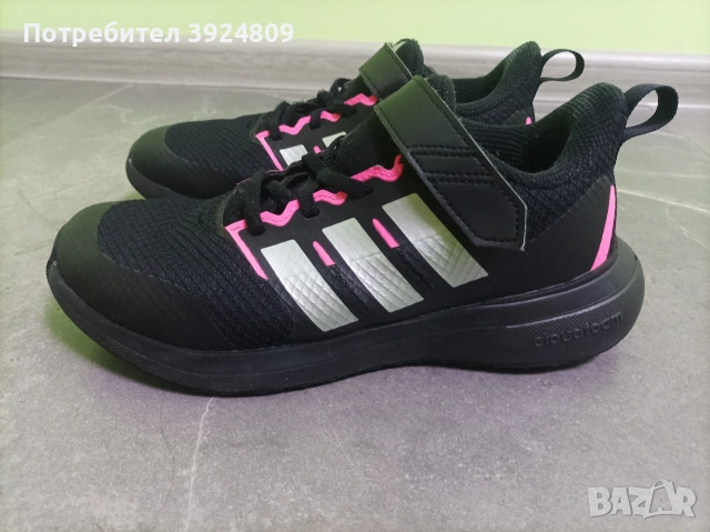 Детски маратонки Adidas, снимка 2 - Детски обувки - 54942230