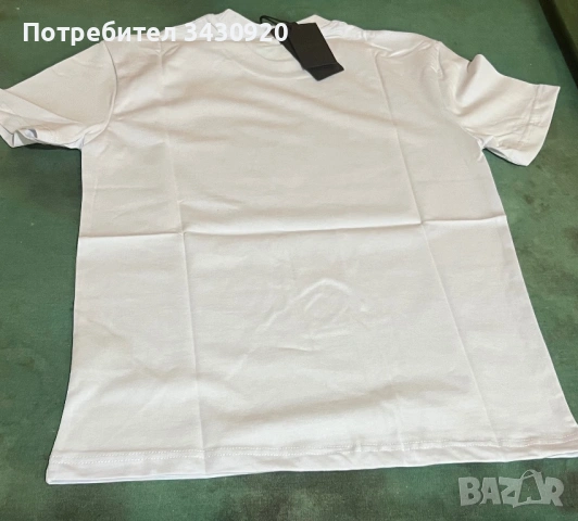 Тениска на prada, снимка 2 - Тениски - 54355374