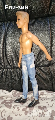 кукла Барби Кен с дънки и обувки, снимка 5 - Кукли - 54244183
