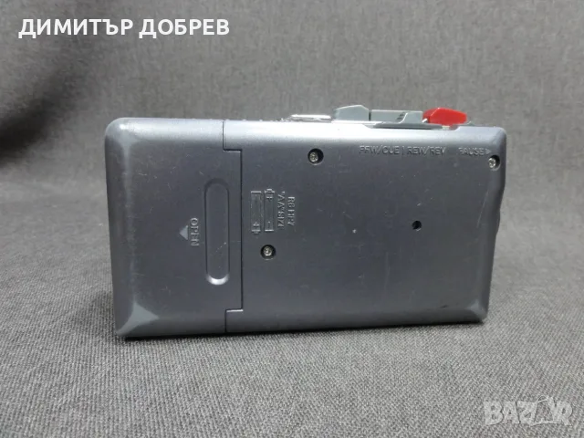 СТАР РЕТРО КАСЕТЕН ДИКТОФОН MICROCASSETTE RECORDER SANYO TALK-BOOK TRC-540M, снимка 11 - Радиокасетофони, транзистори - 55536619