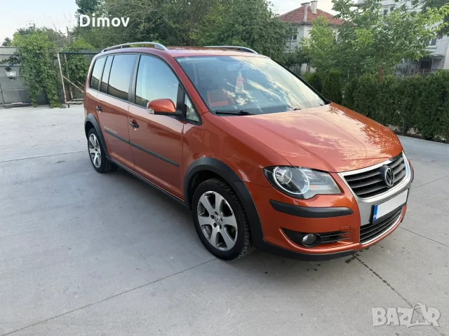 VW Touran CROSS 1.9 105, снимка 2 - Автомобили и джипове - 55480678