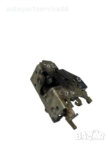 Заключващ механизъм предна дясна врата за Mercedes Sprinter или VW LT (1995-2006) 9017200435