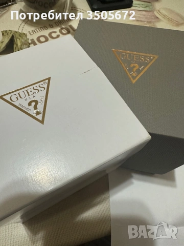 Аналогов часовник GUESS 