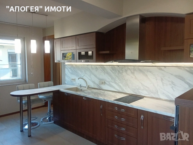 ИЗИСКАН, Просторен трети етаж от кооперация, Център гр. Пловдив - 270 кв.м, с възможност за Гараж, снимка 7 - Апартаменти - 54593067