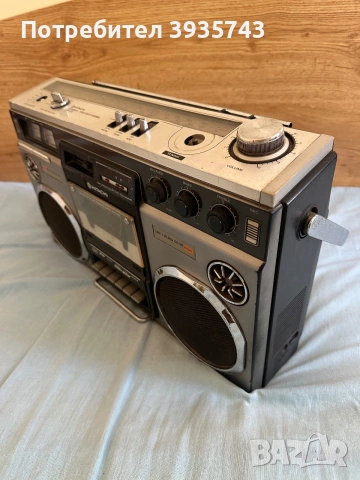 Hitachi TRK 8155E boombox , снимка 2 - Радиокасетофони, транзистори - 54999367
