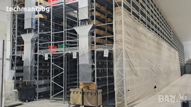 Продава се професионална триетажна складова стелажна система UNIRACK METALSYSTEM (Italy), снимка 2 - Стелажи и щандове - 55175336
