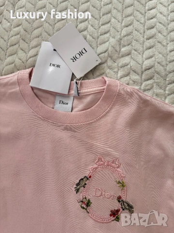 Дамска тениска Dior, снимка 5 - Тениски - 54548805