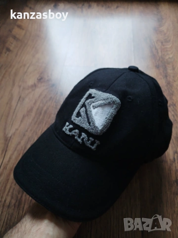Karl Kani - страхотна мъжка шапка , снимка 4 - Шапки - 54358911