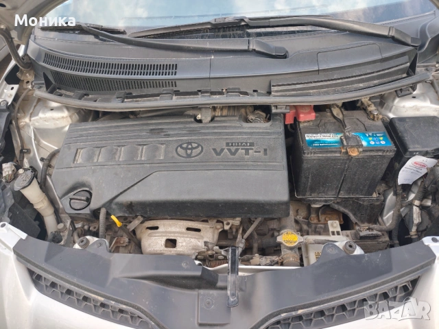 Toyota Urban Cruiser , снимка 14 - Автомобили и джипове - 54637035