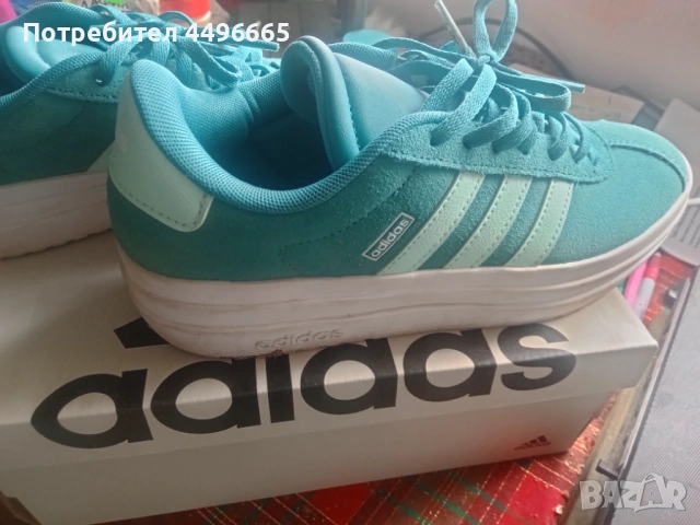 Маратонки Адидас , снимка 2 - Маратонки - 54121575