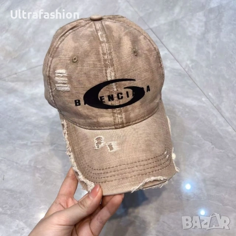 Унисекс шапки Miu Miu BALENCIAGA Gucci chanel, снимка 11 - Шапки - 54593271