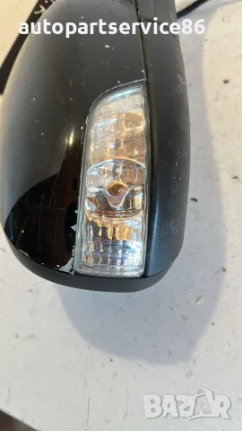 Дясно странично огледало черно за Volvo C30 1.6d (2012) 31218106 OEM Нуждае се от пребоядисване, снимка 2 - Части - 55593265