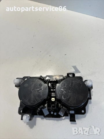 Поставка за чаши за Toyota Prius 1.8 Hybrid (2018) 1A8A1-065G, снимка 2 - Части - 54350412