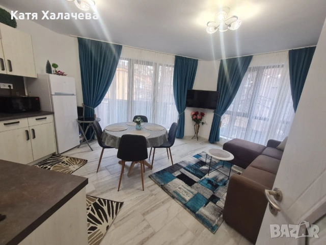 Луксозен тристаен в Идеален център - 890 евро , снимка 3 - Апартаменти - 54368758