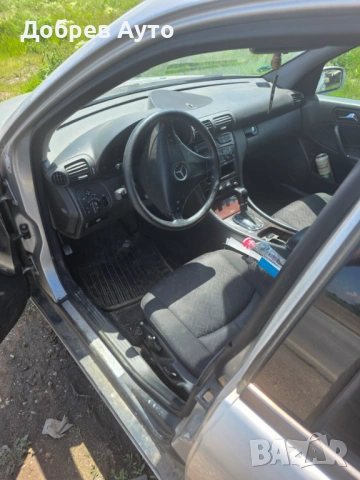 ***Само на части*** Mercedes C220 cdi W203, automat, sedan  , снимка 5 - Автомобили и джипове - 54595104