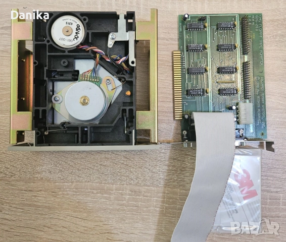 Colorado Jumbo 250 MB Tape drive за архивиране на данни с ISA контролер, кабели и касета, снимка 3 - Други - 54988526