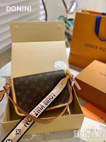 Дамска чанта Louis Vuitton, кожа, снимка 6 - Чанти - 55465365