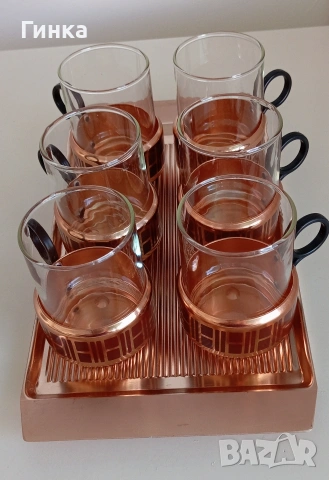 Сервиз за топли напитки 