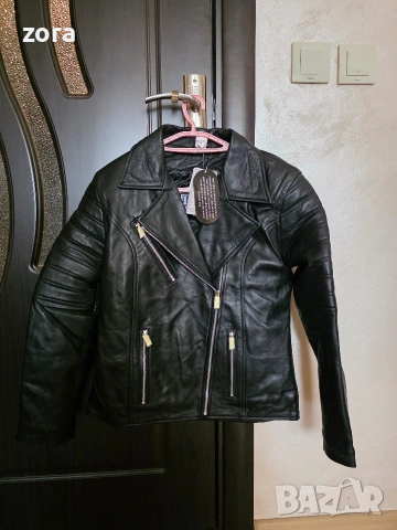 Дамско кожено яке черно