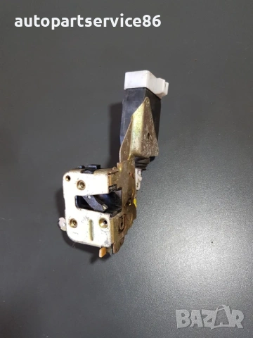 Заден десен механизъм за заключване на врата за Volvo S40 1.8 (2001), снимка 2 - Части - 54005704