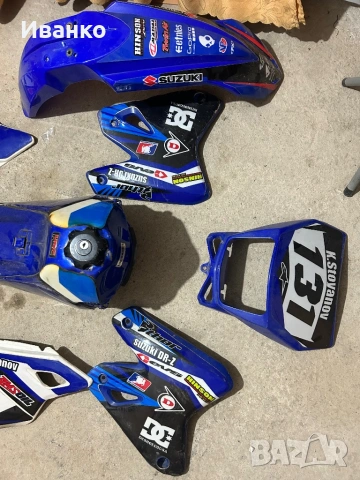 Кит пластмаси suzuki Drz 400, снимка 2 - Части - 53981452