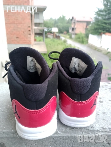 Jordan Max Aura, номер 25, перфектни, снимка 10 - Детски маратонки - 54777363