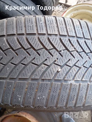 гуми за автомобил 255/40R19, снимка 3 - Гуми и джанти - 55509129