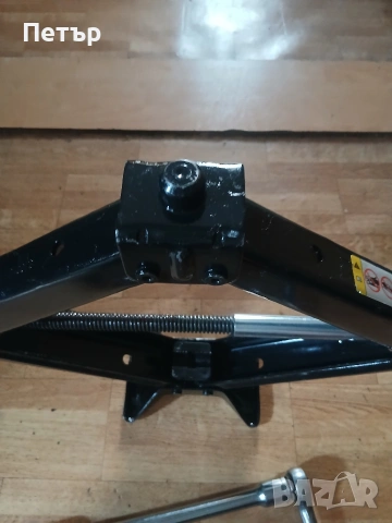 Оргинален крик за новите модили на фият дукато,ситроен джъмпер,пежо боксер, снимка 2 - Аксесоари и консумативи - 54064044