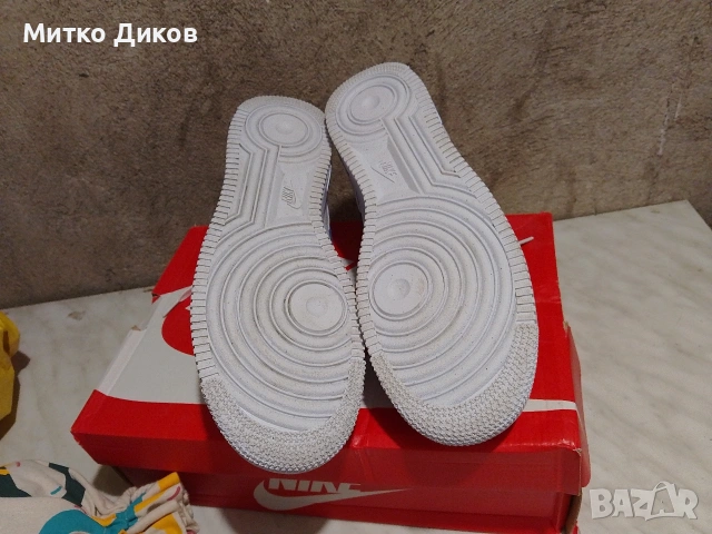 Nike Air Force 1 '07 LV8 бяло сини US 9.5 UK 8.5 #43 стелка 375 мм нови ест.кожа, снимка 6 - Маратонки - 54957835