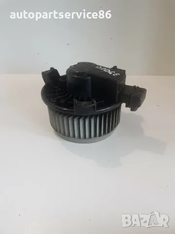 Мотор на вентилатор отопление Denso за Dodge Caliber (2006-2011) 272700-5011, снимка 2 - Части - 55334973