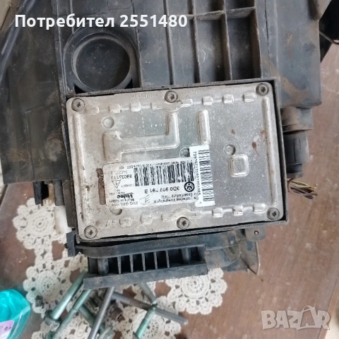Десен фар Passat B6 Xenon + подложка, снимка 7 - Части - 54660192