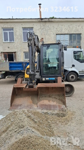 Mecalac 6mcr+клима+4кофи и вилици , снимка 2 - Индустриална техника - 54948055