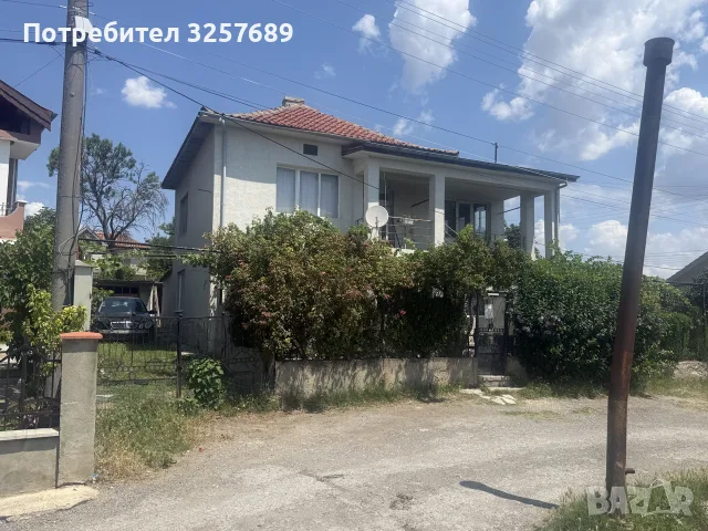 Двуетажна къща в гр.Игнатиево, снимка 4 - Къщи - 55404879