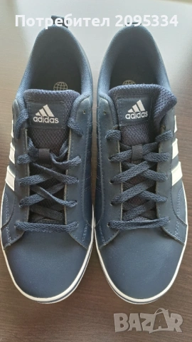 Продавам кецове адидас номер 42