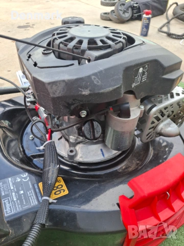 Бензинова косачка с стартер , снимка 5 - Градинска техника - 54151370