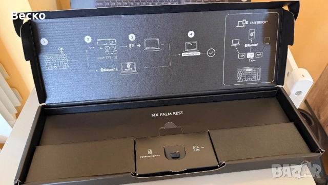 Logitech MX Keys Plus – като нова, пълен комплект, снимка 7 - Клавиатури и мишки - 54537365