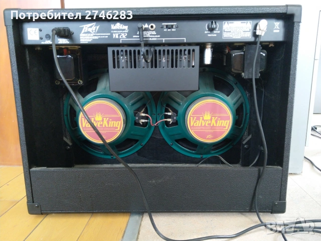 Лампово комбо Peavey ValveKing 212 (100W) + Оригинален фуутсуич Peavey (2 бутона), снимка 2 - Други - 54676400