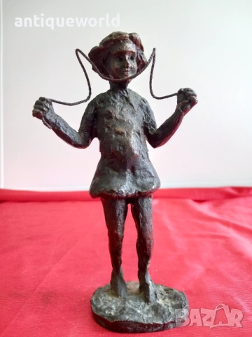 Astrid Veldhuyzen-Koppen, Бронзова Пластика Момиче с Въже 1952г.